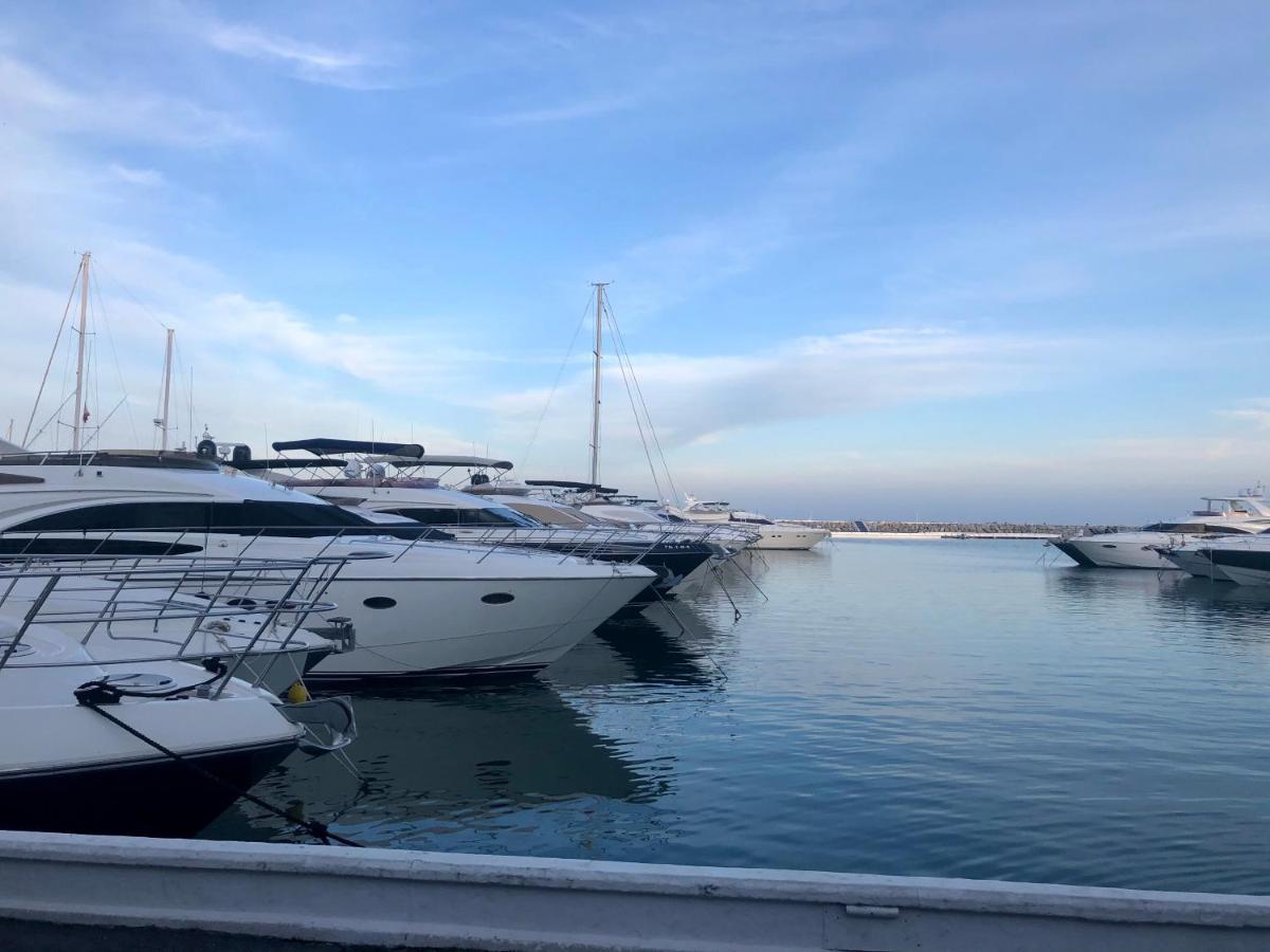 Puerto Banus Apartamento Boho Marbella Luaran gambar